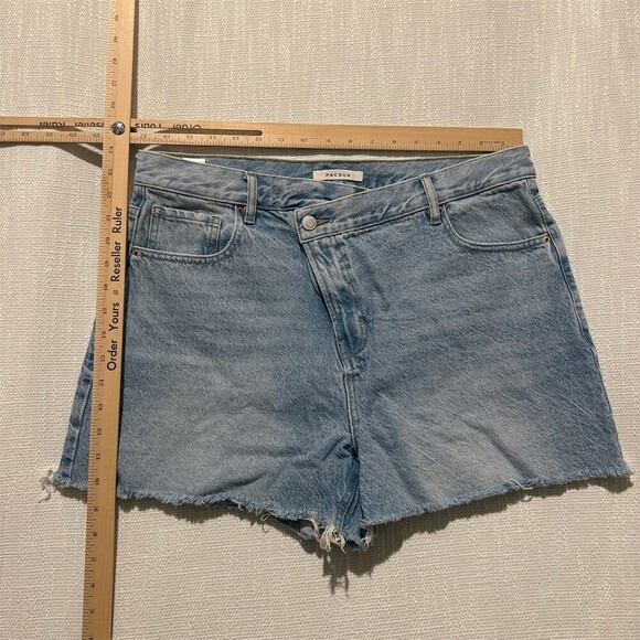 Abercrombie & Fitch Pants - PacSun Vintage Cut-Off Denim Shorts Womens Size 32 Light Wash High Rise